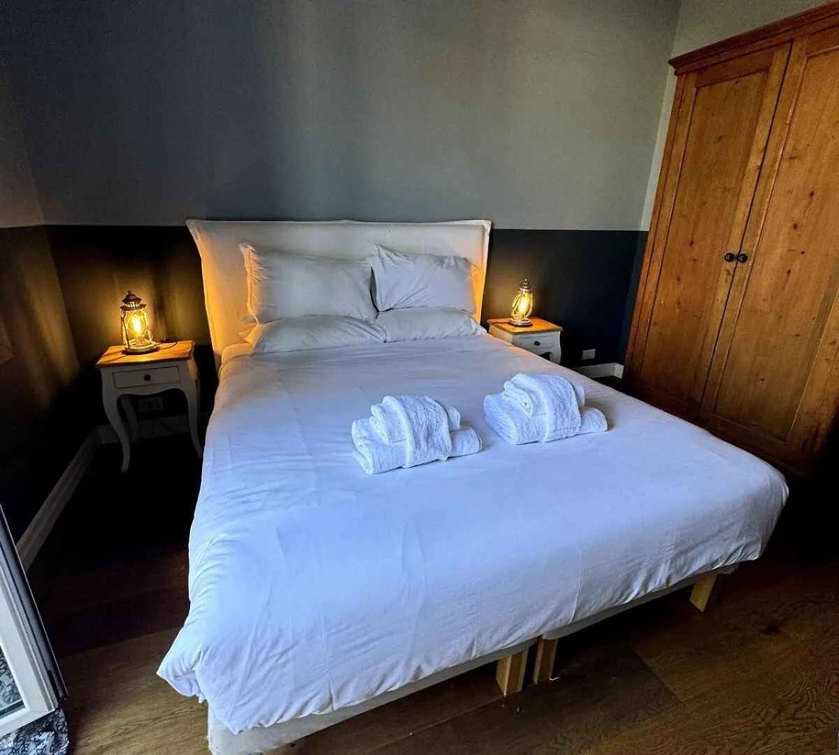 Fifi'S Stylish Attic With Terrace Apartment Rome 0*,